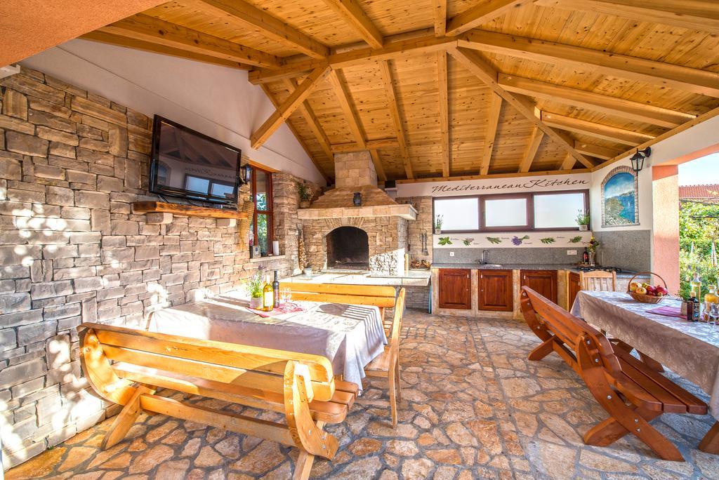 Dalmatina Mit Pool Villa