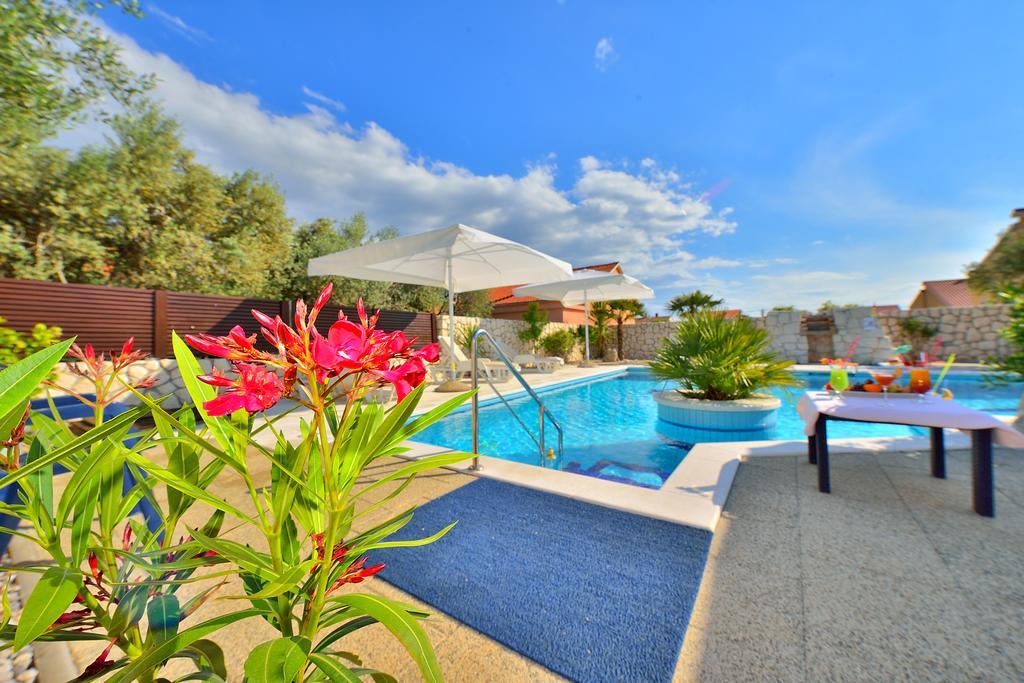 Dalmatina Mit Pool Villa Zadar