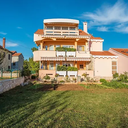 Villa Dalmatina Zadar Mit Pool Exterior photo