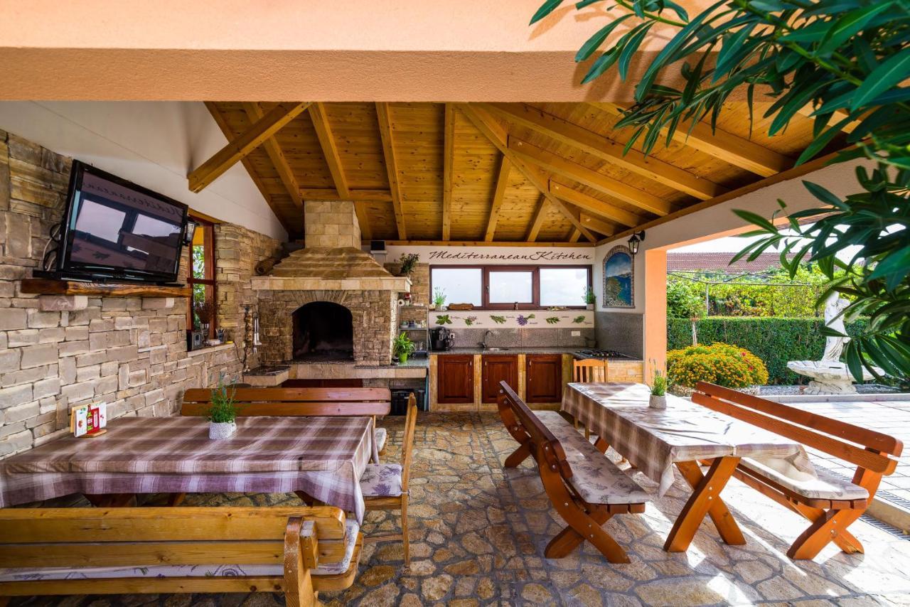 Dalmatina Villa *
