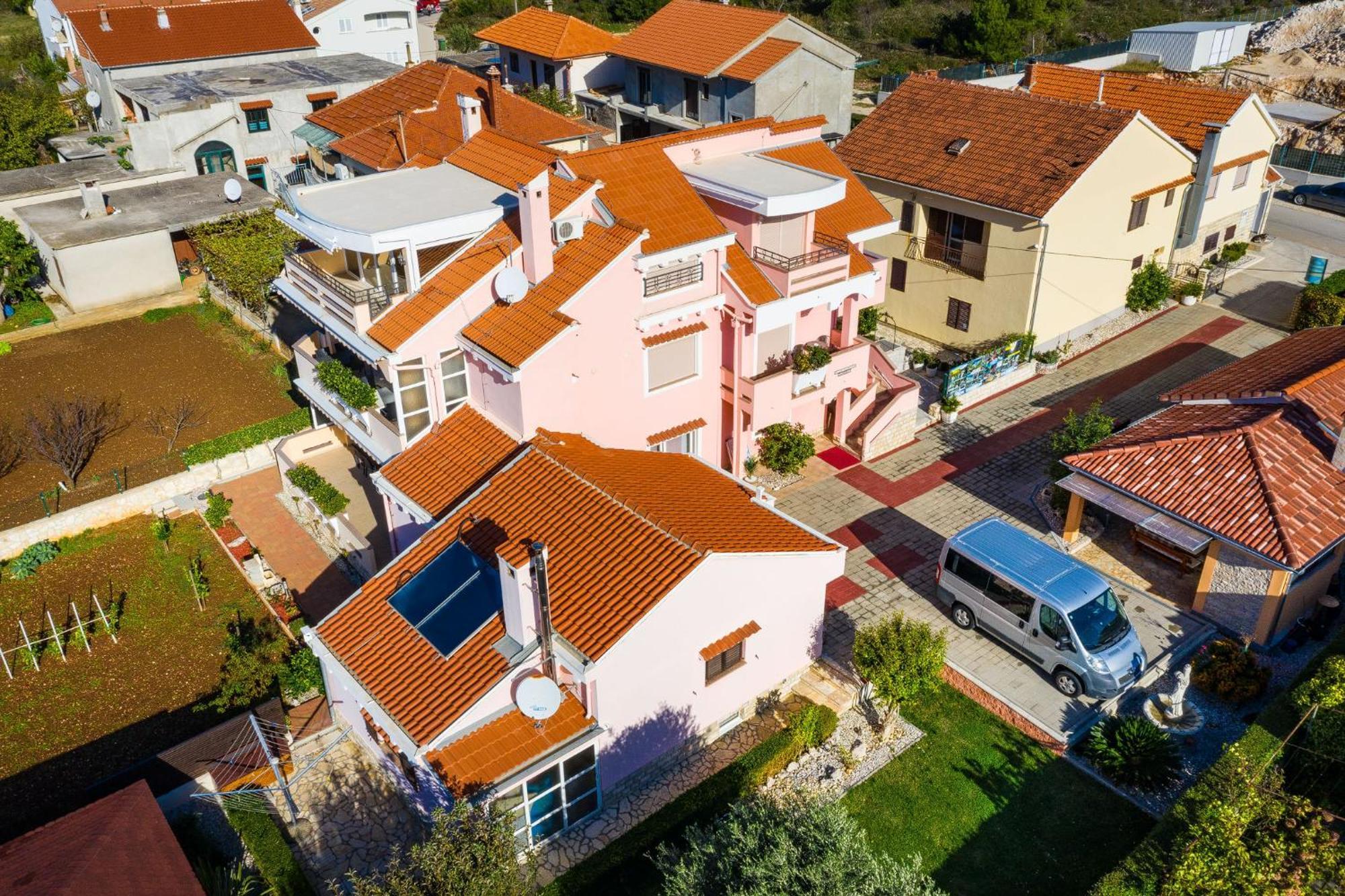 Dalmatina Villa *