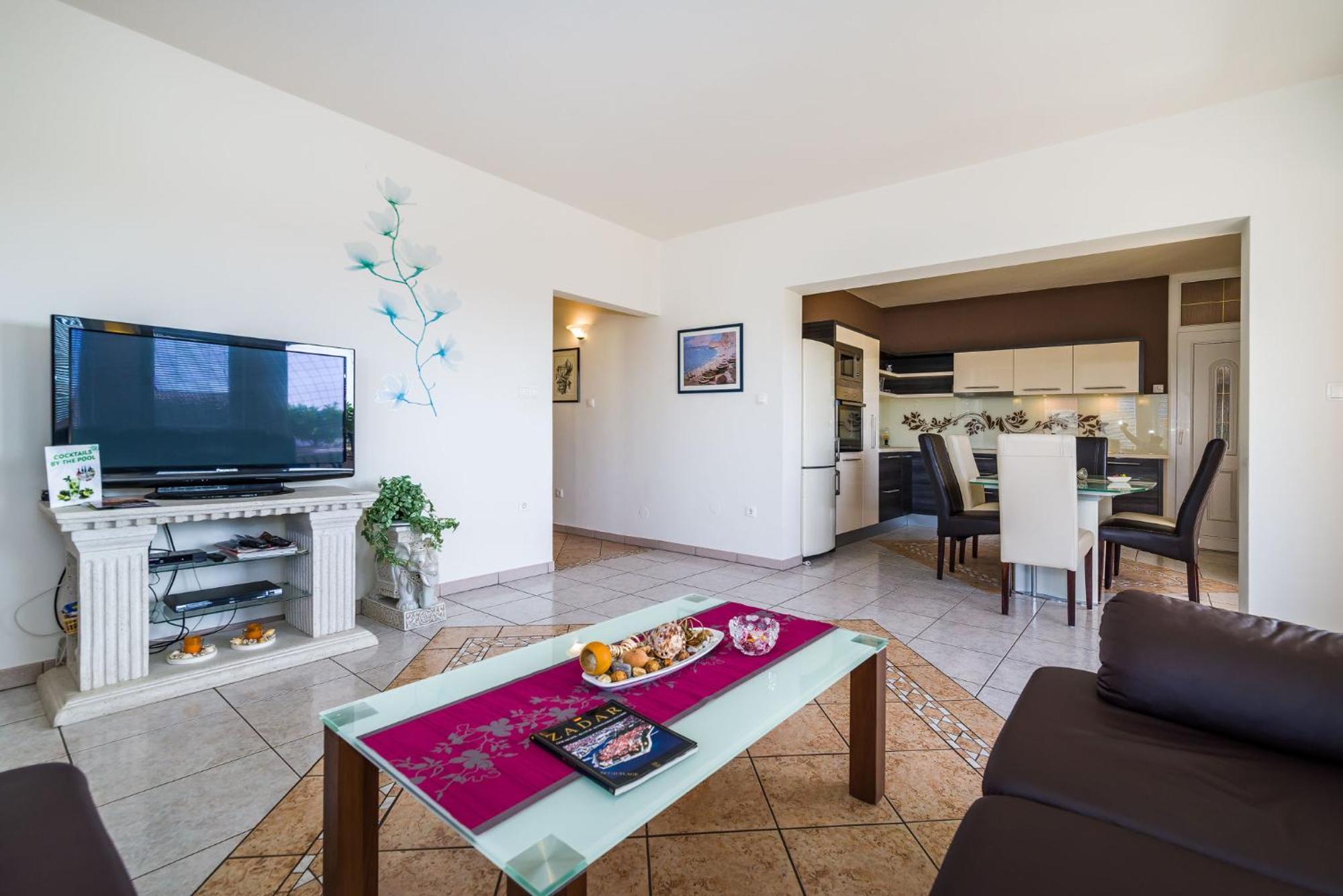 Dalmatina Mit Pool Villa *