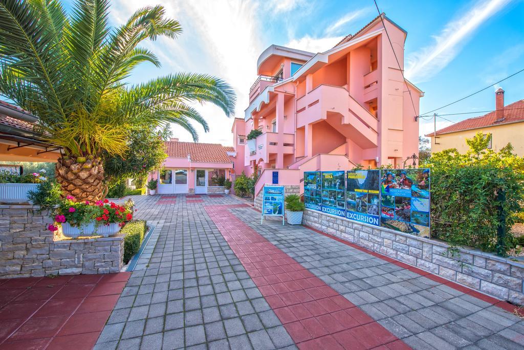 Villa Dalmatina Mit Pool