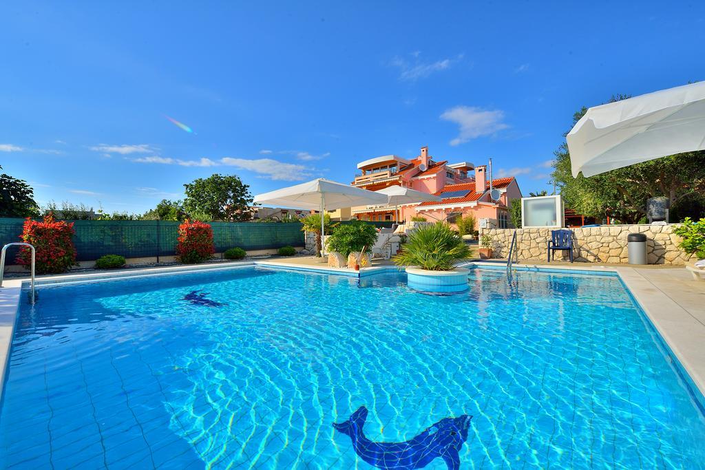 Villa Dalmatina Mit Pool