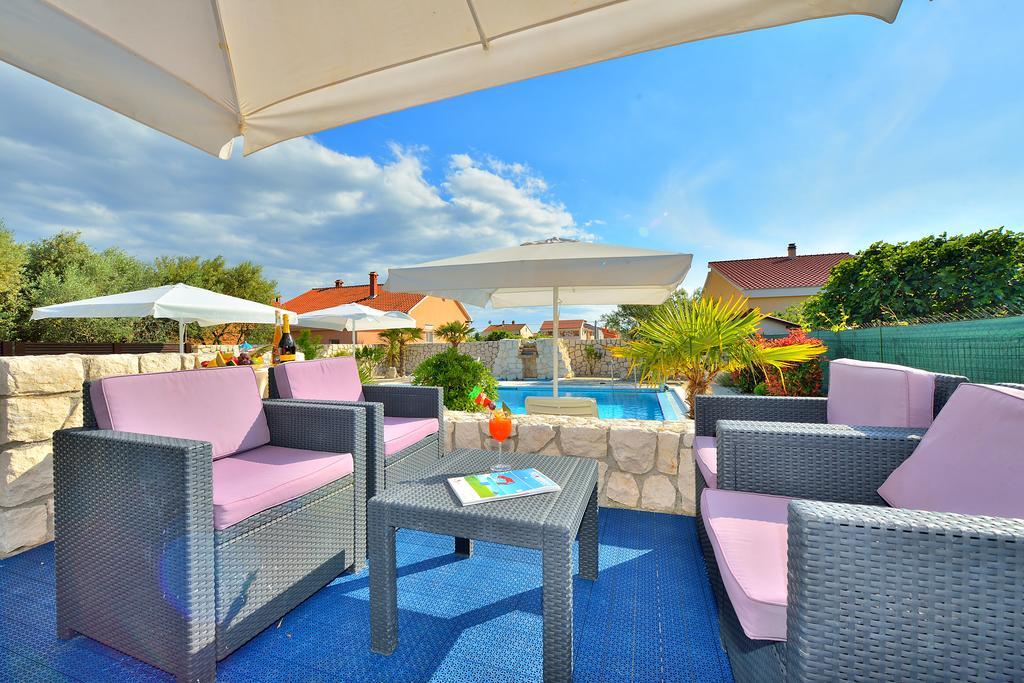 Dalmatina Mit Pool Villa