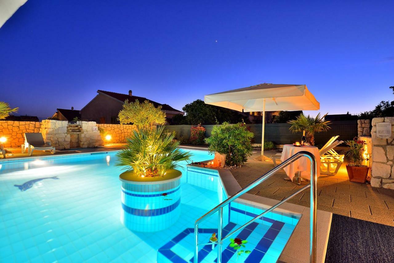 Dalmatina Mit Pool *